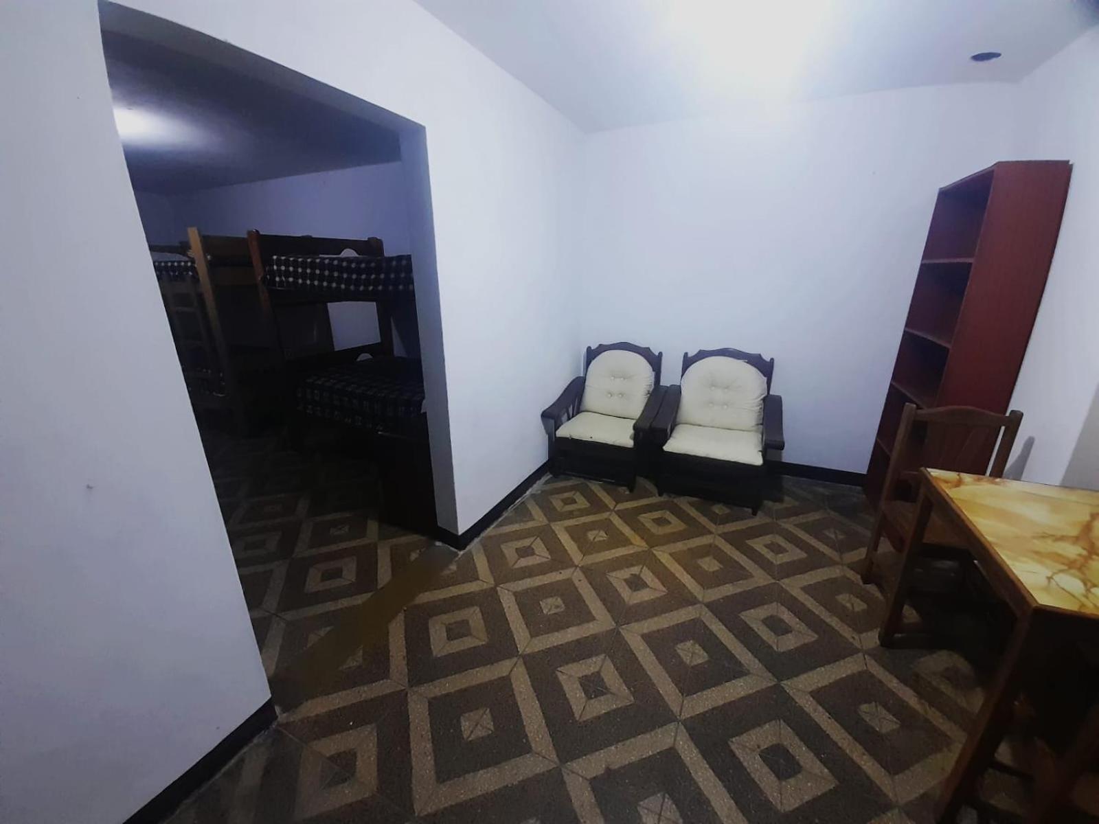 Maypa Airport Bed & Breakfast *